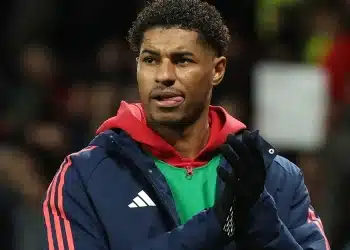 Luật Serie A trói chân AC Milan: Chỉ được chọn Rashford hoặc Walker