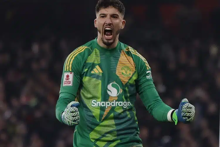 10 người MU làm nên kỳ tích trước Arsenal