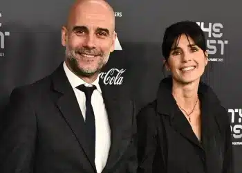 Pep Guardiola và vợ hết duyên sau 30 năm gắn bó
