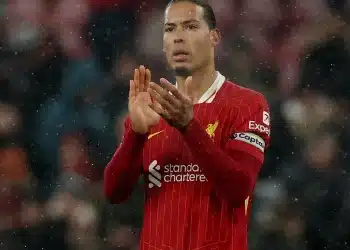 Real Madrid bất ngờ từ chối cơ hội chiêu mộ Van Dijk