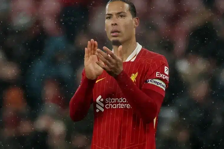 Real Madrid bất ngờ từ chối cơ hội chiêu mộ Van Dijk