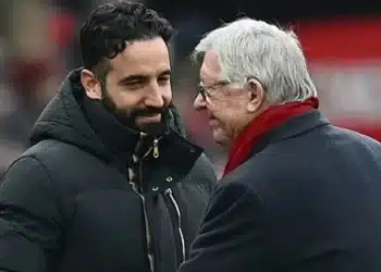 Lời khuyên của Sir Alex không thể cứu MU khỏi thảm bại