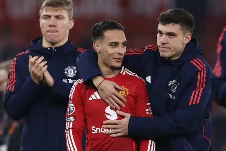 Sir Jim Ratcliffe ‘nóng mặt’ với 2 sao MU