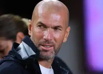 Deschamps mang tin vui cho Zidane