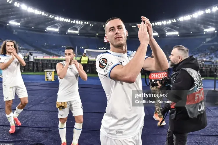 Lazio trở thành đội duy nhất giành vé sớm tại Europa League