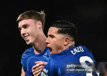 Điều chưa từng có ở Ngoại hạng Anh