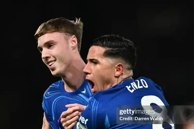 Điều chưa từng có ở Ngoại hạng Anh