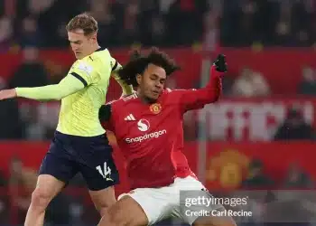 Tình thế đảo ngược với Zirkzee ở MU