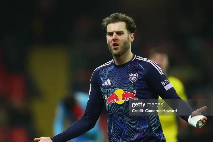 Leeds United sắp trở lại Ngoại hạng Anh