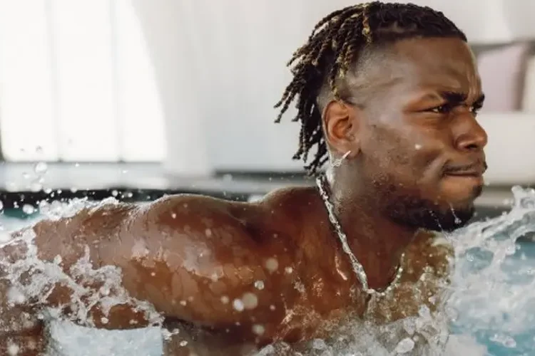 Pogba rộng cửa trở lại Manchester United