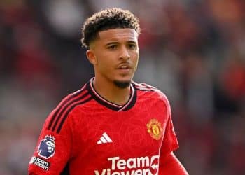 Jadon Sancho quay về MU