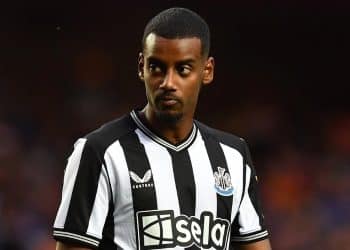 Giá chuyển nhượng của Alexander Isak đã lên đến 160 triệu bảng