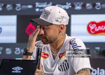 Hành trình 13 năm và giấc mơ dang dở của Neymar