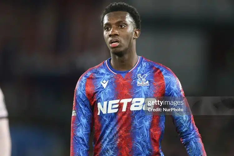 Huyền thoại chỉ ra sai lầm của Arsenal