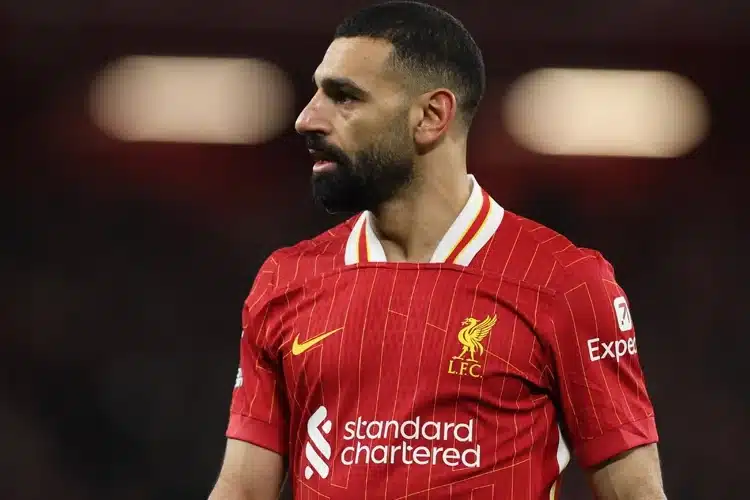 Salah úp mở khả năng rời Liverpool