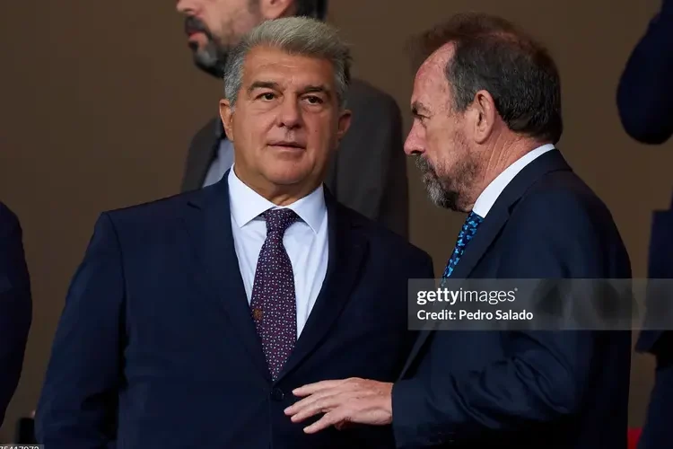 Căng thẳng giữa Madrid và Catalan bùng phát trên sân cỏ