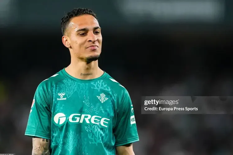 Chelsea có thể đối đầu với Antony tại Cúp châu Âu