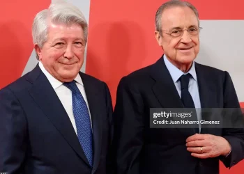 Chủ tịch Atletico lên tiếng sau khi Real Madrid gửi đơn đòi xử trọng tài