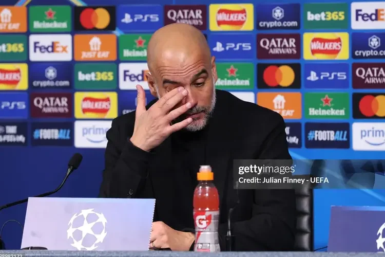 Chuyên gia phân tích Manchester City có thể bị trừ 100 điểm