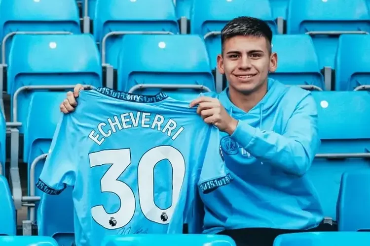 Manchester City chuẩn bị ra mắt ‘tiểu Messi’ tại FA Cup