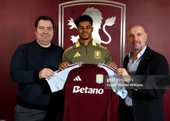 Rashford chính thức rời Manchester United, đầu quân cho Aston Villa