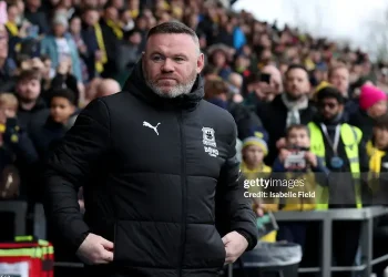 Rooney sang Dubai làm HLV mua vui cho giới nhà giàu