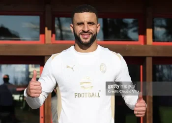 Walker bị nghiện một thứ khi ở phòng 2.200 bảng mỗi đêm