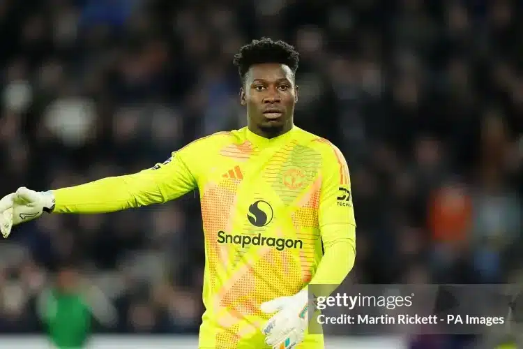 Onana có thể rời MU