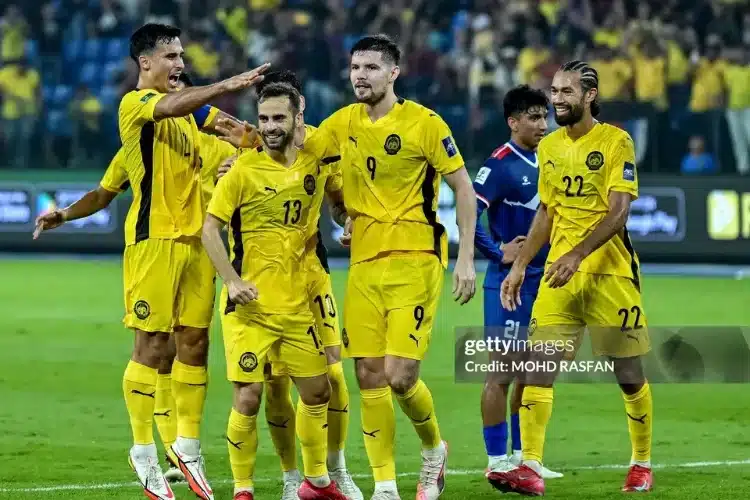 Malaysia nhập tịch hàng loạt trước ngày đấu tuyển Việt Nam