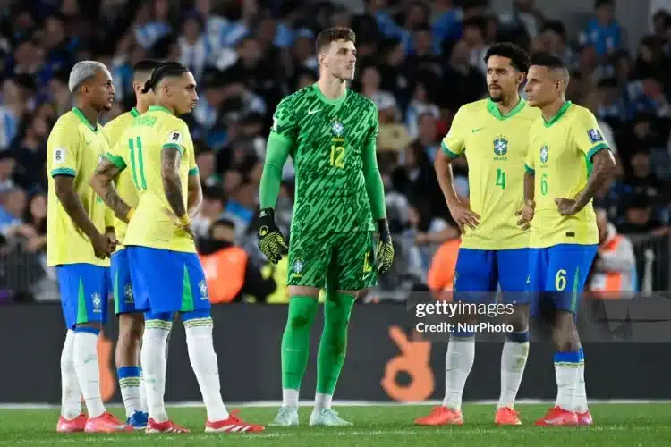 Bóng đá Brazil xuống dốc không phanh