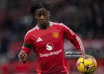 Scholes so sánh sao trẻ Manchester United với Zidane