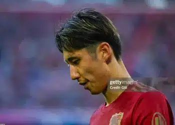 Bayern Munich khủng hoảng hàng thủ