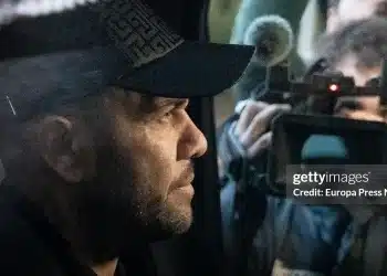 Dani Alves bất ngờ thoát án hiếp dâm