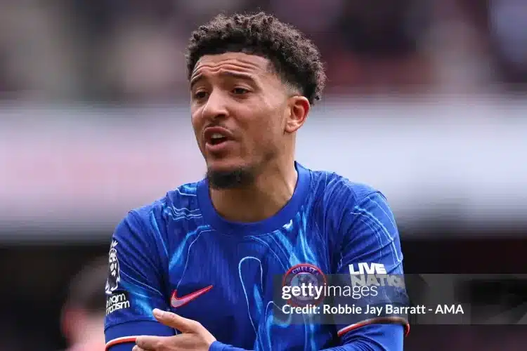 Cú lừa vụ Sancho rời Chelsea