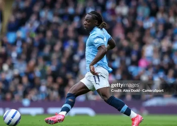 Doku cần cú hích tại Manchester City