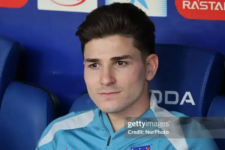 Liverpool chi kỷ lục chiêu mộ Alvarez