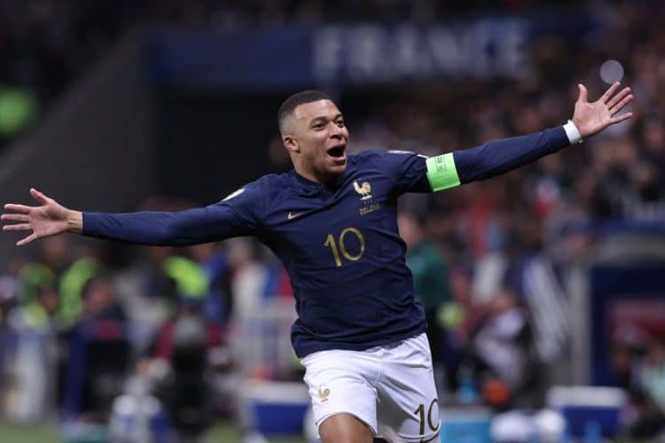 Tin bóng đá ngày 14/3: Mbappe trở lại tuyển Pháp, UEFA làm rõ tình huống 11m của Alvarez