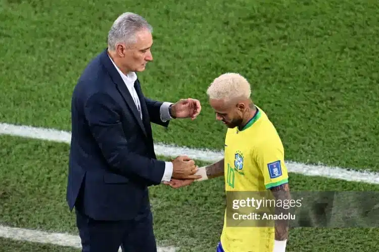 Neymar chọn HLV mới cho Brazil