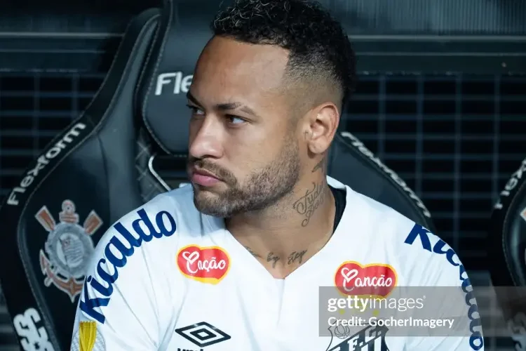 Neymar lại bị chấn thương hành hạ