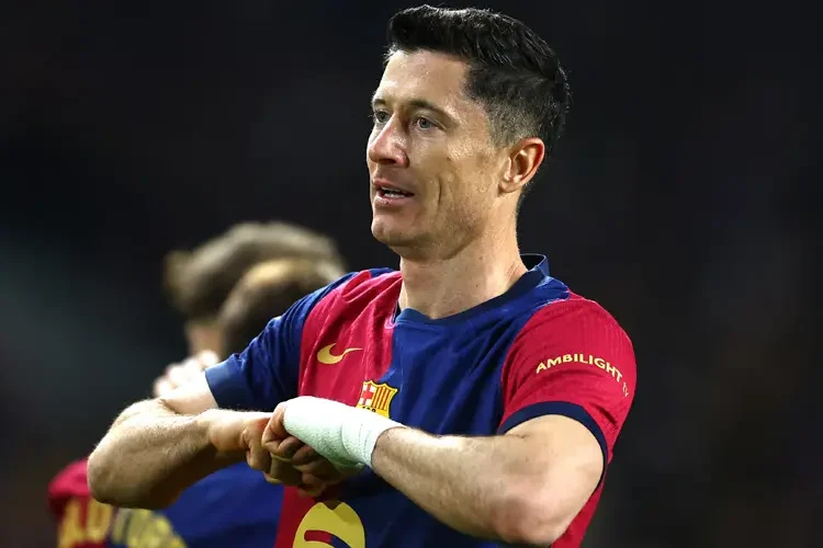 Barcelona giữ vững ngôi đầu La Liga