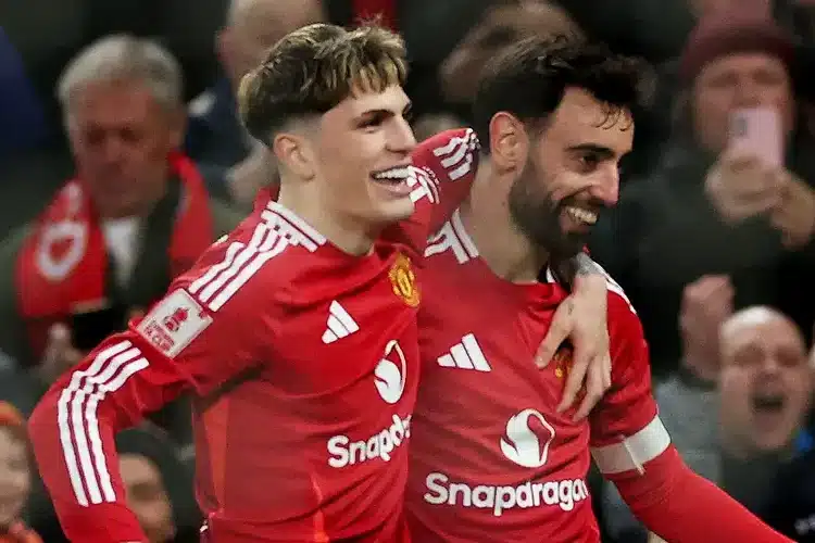 Premier League thay đổi kỳ chuyển nhượng hè