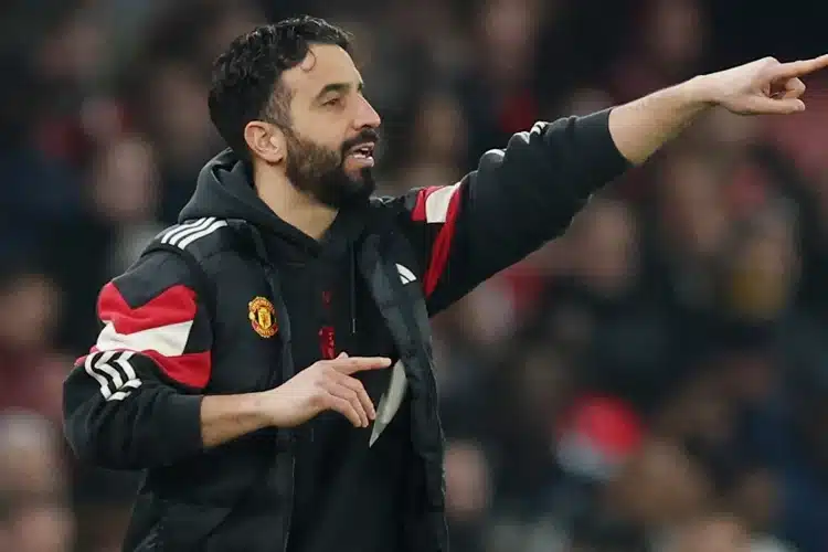 Sếp lớn đích thân đảm bảo tương lai cho Amorim