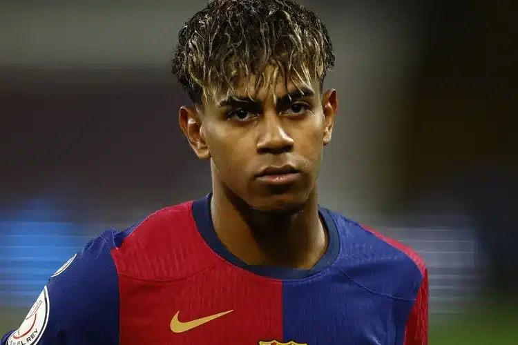 ‘Yamal quá phi thường’