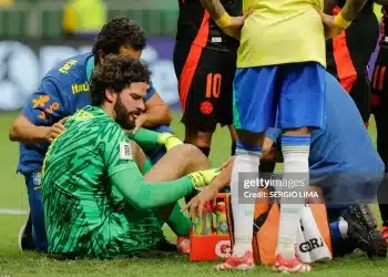 Alisson đã được chuyển về Liverpool sau va chạm khủng khiếp