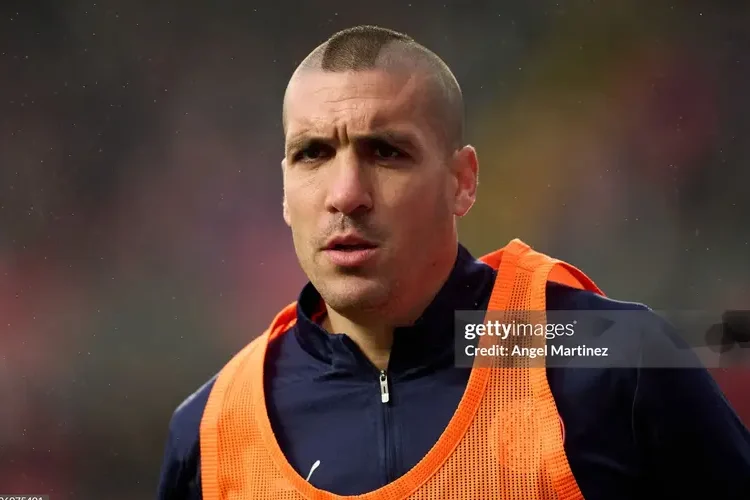 Barcelona có cơ hội kiếm 300.000 euro nhờ cài người vào đội hình Girona