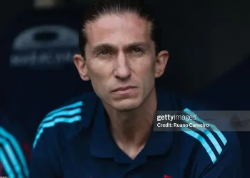 Các HLV e ngại việc dẫn dắt tuyển Brazil lúc này