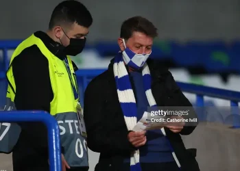 Chelsea tuyên chiến với phe vé chợ đen