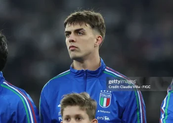 Daniel Maldini có lần đầu tiên đá chính cho Italia 