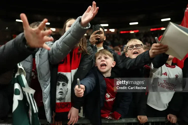 Fan Manchester United thất vọng vì giá vé mùa tới lại tăng