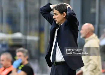 HLV Inzaghi bị thẻ đỏ trong chiến thắng của Inter Milan